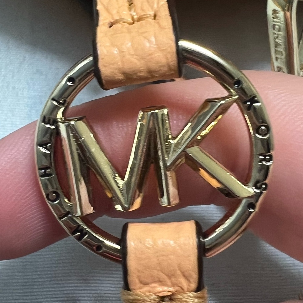 Michael Kors crossbody - Picture 7 of 10